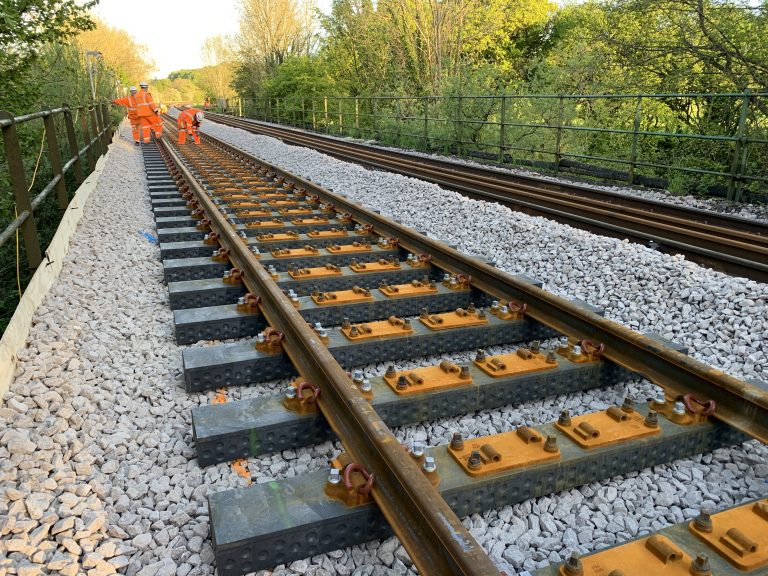 Beyond wood – first recycled plastic railway sleepers laid on Network ...